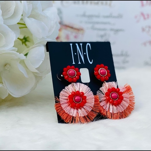 NWT INC INTL CONCEPTS CORAL & FRINGE EARRINGS - Picture 1 of 3